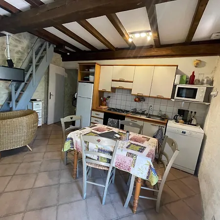 Casa vacanze Draiou - Ecogites - 2 Et Familiale - Combinables 14 Pers Max Saint-Restitut